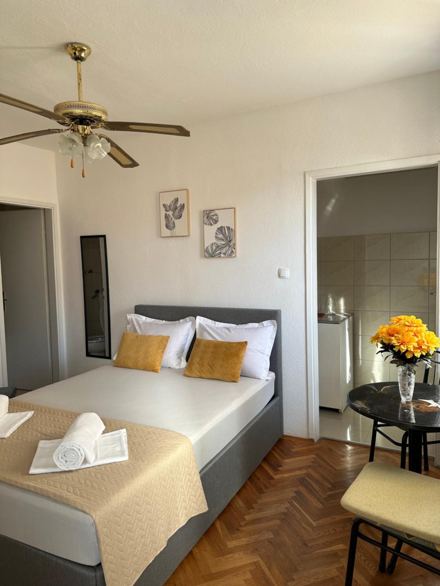 Villa Ruza 30M From The Beach Башка-Вода Номер фото