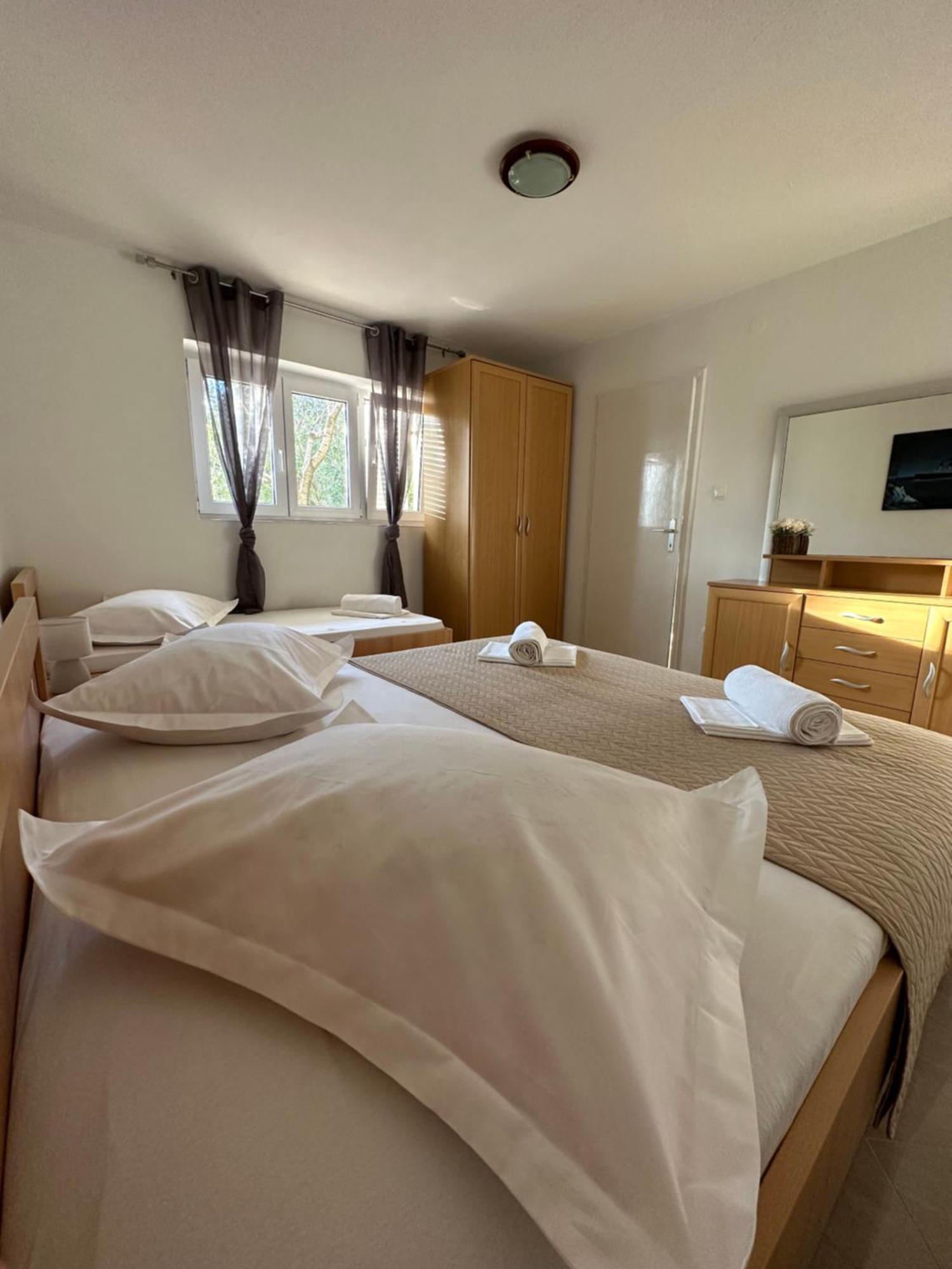 Villa Ruza 30M From The Beach Башка-Вода Номер фото